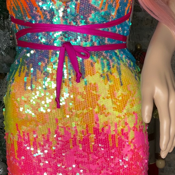 New Year’s beaming mini dress - Picture 4 of 5